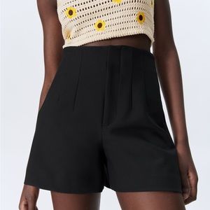 Zara High-Waisted Pleated Black Shorts